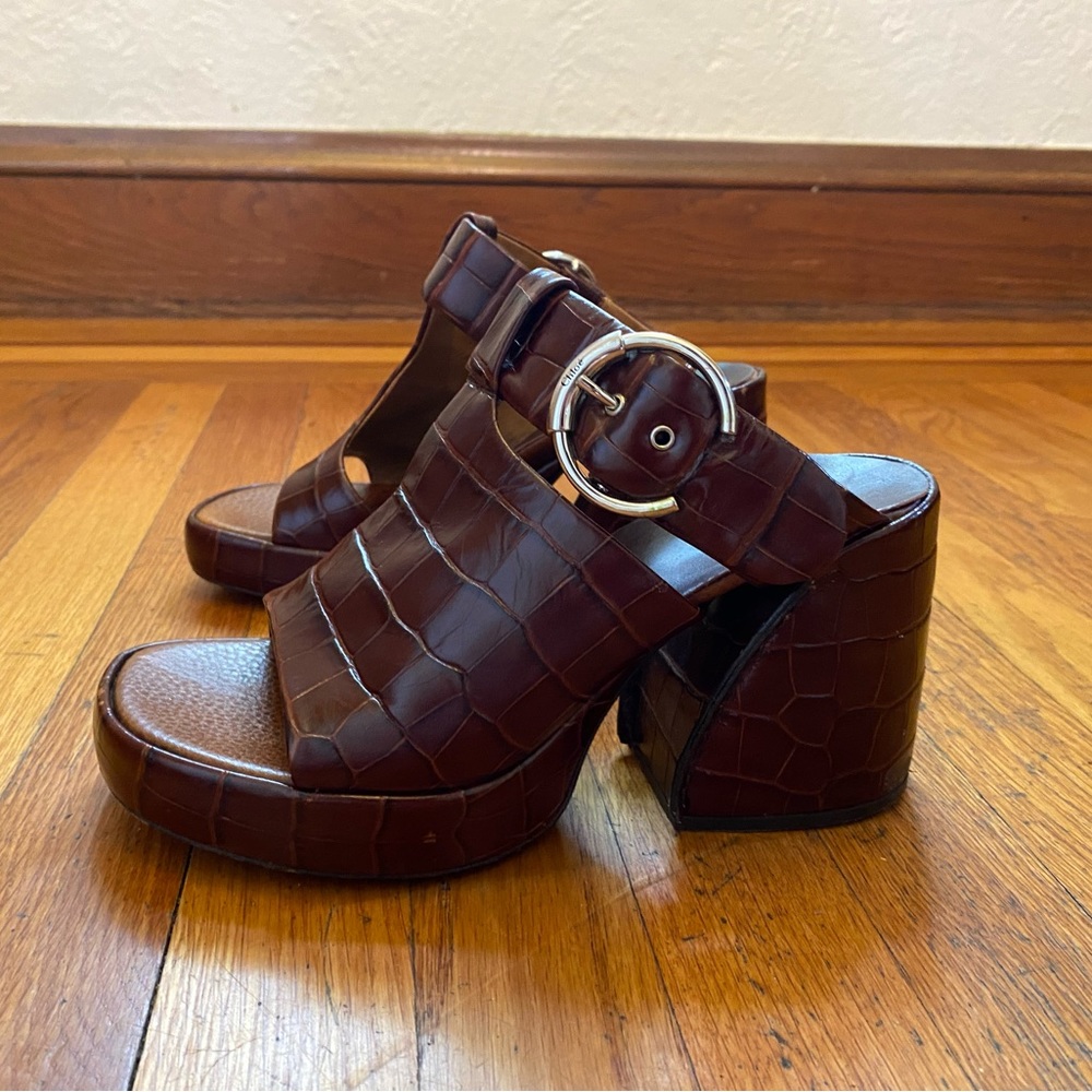 Chloe croc effect wave sandals